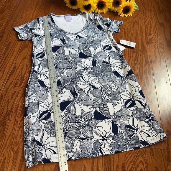 Stella Parker Navy & White Floral Short Sleeve UPF 30+ Sun Protection Dress, NWT - Picture 9 of 14